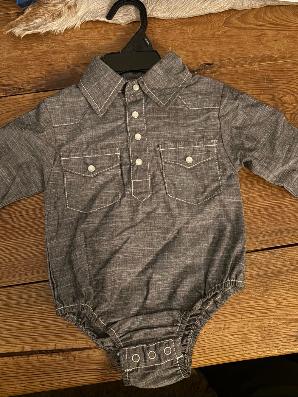 Chambray Snap-Front Baby One-Piece Bodysuit - Gray